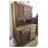 PRIMITIVE STYLE KITCHEN CUPBOARD