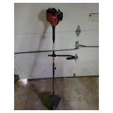GAS POWERED STRAIGHT SHAFT WEED EATER