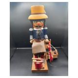 15" TOYMAKER NUTCRACKER