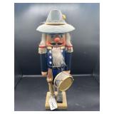 15" DRUMMER NUTCRACKER