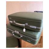 2 PC MATCHING AMERICAN TOURISTER HARDSIDE LUGGAGE