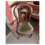 VICTORIAN UPHOLSTERED SIDE CHAIR