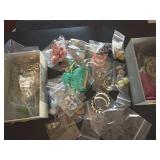 COLLECTION OF CRAFT MADE COSTUME JEWELRY EARRINGS