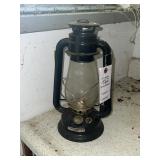 BARN LANTERN