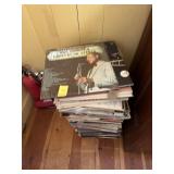 ASSORTMENT OF 33 RPM RECORD ALBUMS