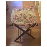 VINTAGE NEEDLE POINT LUGGAGE STAND