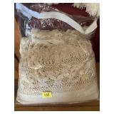 COVERLET & LINENS