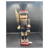 15" WATCHMAN NUTCRACKER