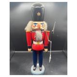 15" SOLDIER W/ GUN NUTCRACKER