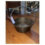 12" BRASS POT W/ HANDLE