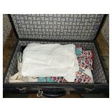 COLLECTION OF DOLL CLOTHING. PAPER DOLLS.....