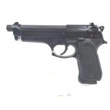 BERETTA 92FS 9 MM SEMI AUTOMATIC PISTOL BERETTA 92FS 9 MM SEMI AUTOMATIC PISTOL