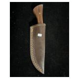 FIXED BLADE 8 1/2" KNIFE W/STAINED WOOD HANDLE FIXED BLADE 8 1/2" KNIFE W/STAINED WOOD HANDLE