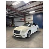 2012 Infiniti M37