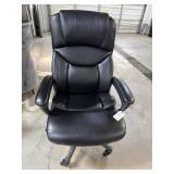 EXECUTIVE BLACK ROLLING DESK CHAIR