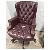 EXECUTIVE TUFTED OFFICE CHAIR ( QTY OF 1)