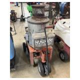 MAGNUM HOT HIGH PRESSURE WASHER