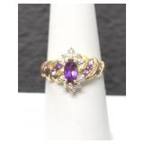 10K GOLD AND AMETHYST? RING - SIZE: 7 - 3.4 GRAMS