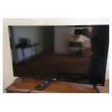 ONN 32 IN. FLAT SCREEN TV W/REMOTE