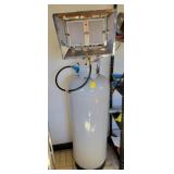 LARGE PROPANE TANK W/DOUBLE HEATER HEAD