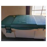 RUBBERMAID STORAGE BOX & 2 PLASTIC SAW-HORSES