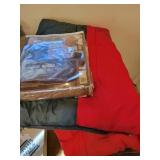 SLEEPING BAG & NEW FULL SIZE BEDDING