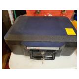 SENTRY 1100 LOCKBOX W/KEYS