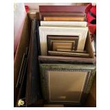 BOX OF ASSORTED PICTURE FRAMES & ALBUMS