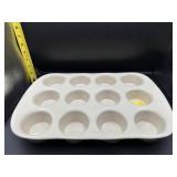 LONGABERGER CERAMIC MUFFIN PAN