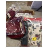 BOX OF ASSTD LONGABERGER BASKET LINERS