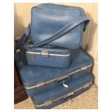 4PC BLUE JC PENNEY LUGGAGE
