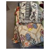 STACK OF BLANKETS & THROWS (5 COUNT)