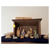HOMCO NATIVITY SCENE (13 PCS)