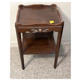 SMALL SIDE TABLE 17.5x17.5x27