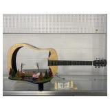 ELVIS PRESLEY GRACELAND DISPLAY GUITAR CD PLAYER