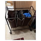 ROLL AROUND CART W/ 4 LAUNDRY BAGS