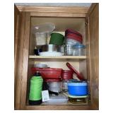CONTENTS OF 4 KITCHEN CABINETS