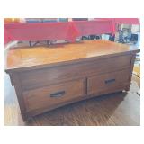 MISSION STYLE OAK TV STAND W/ LIFT TOP 46"x26"x20"