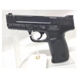 SMITH & WESSON SD40 40 S&W SEMI AUTOMATIC PISTOL