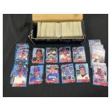 545 BASEBALL CARDS - DONRUSS
