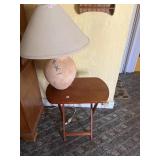 2 CERAMIC LAMPS, WOOD & IRON END TABLE, ETC.