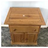 PINE CABINET/NIGHTSTAND 24X19X25