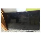 32 IN LG FLATSCREEN TV W/REMOTE - NOT TESTED