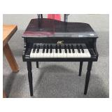 BC CHILDS BABY GRAND PIANO - 30 KEYS -