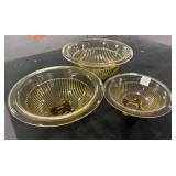 SET OF 3 FEDERAL GLASS "GOLDEN GLOW" MIXING BOWLS-