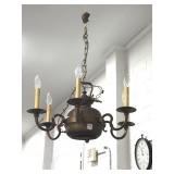 6 LIGHT EARLY AMERICAN DESIGN BRASS CHANDELIER