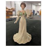 LENOX PORCELAIN FIGURINE "IVORY CENTENNIAL BALL"