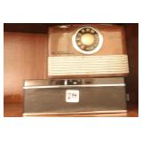 2 NON WORKING VINTAGE RADIOS