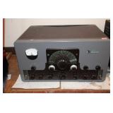 VIKING VALLIANT AMATEUR RADIO TRANSMITTER