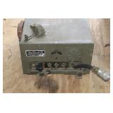 WWII US ARMY SIGNAL CORPS RADIO RECEIVER